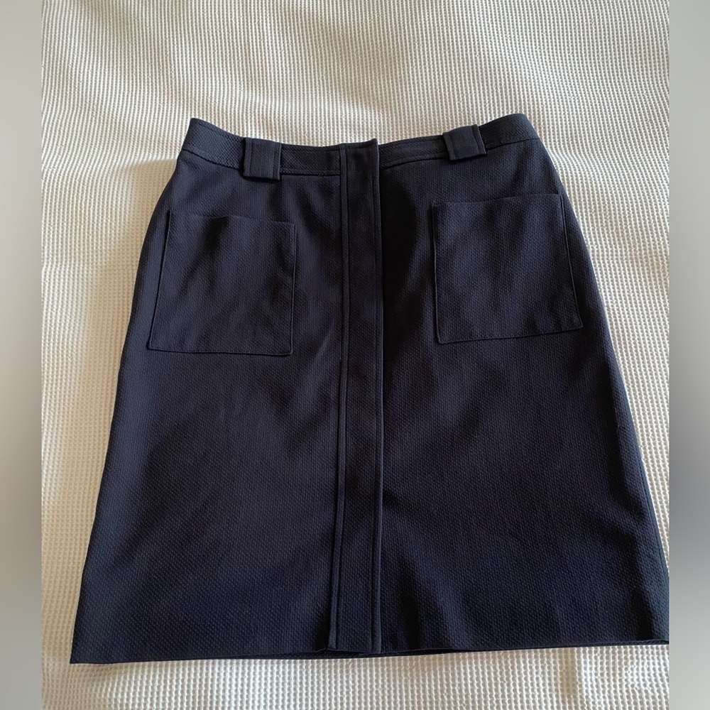 Brooks Brothers Dark Navy Button down front A-line skirt. Size 8 petite.